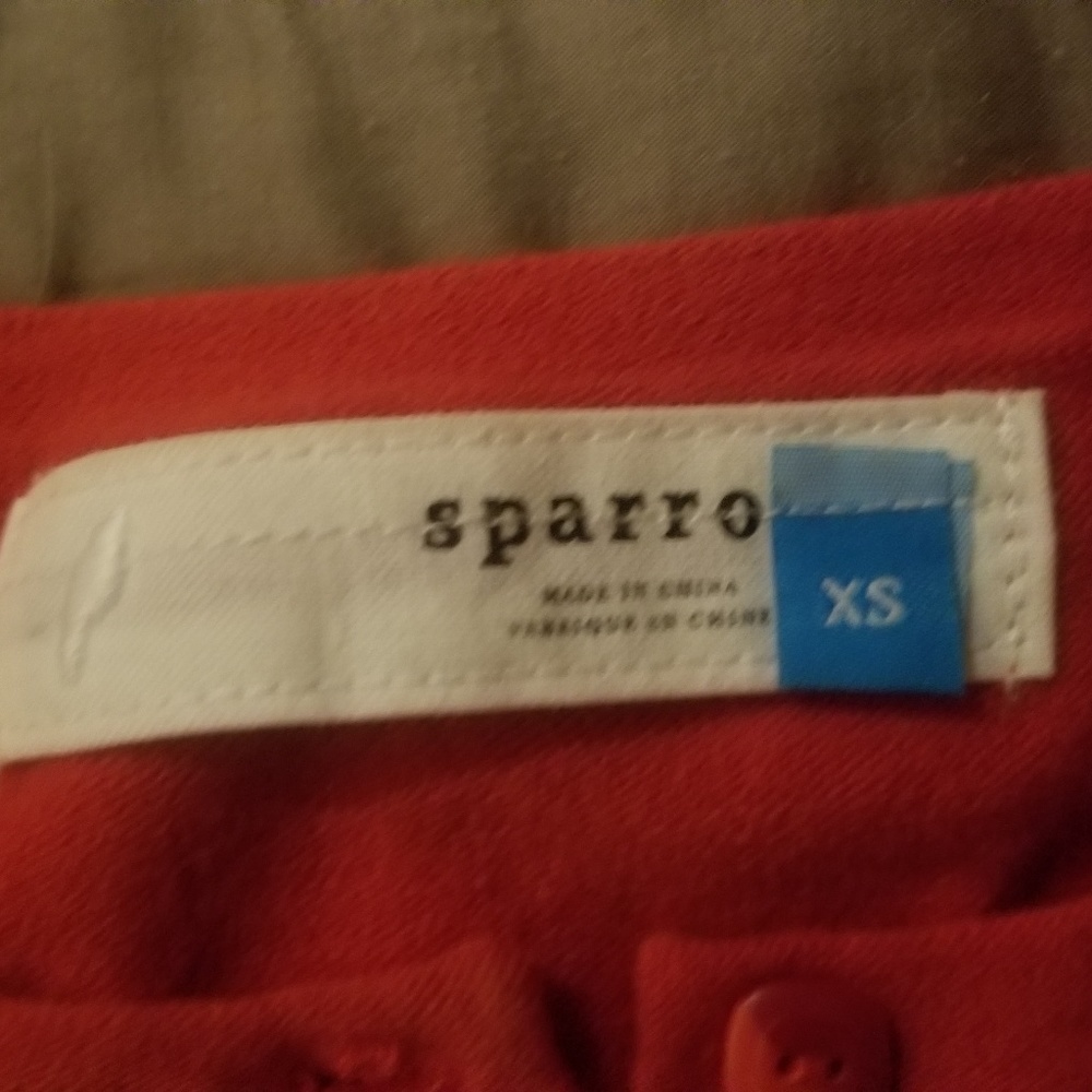 Sparrow Red Cardigan - Picture 2 of 3